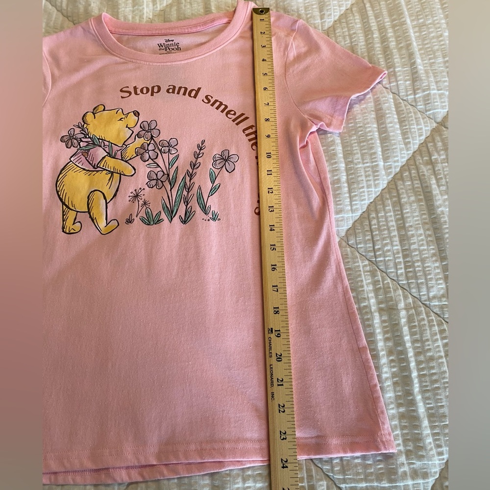 Disney Winnie the Pooh Pink T-Shirt; size: Medium - Picture 4 of 6